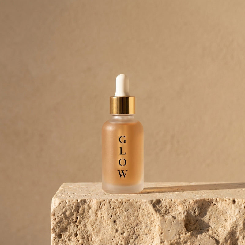 Sérum Éclat Vitamine C GLOW : packshot sur travertin